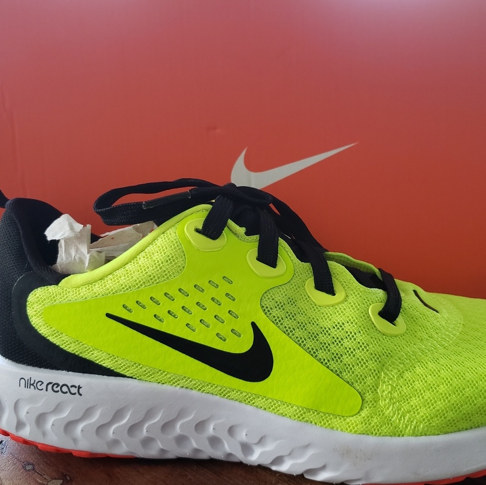 🚀Nike React Shoes🚀